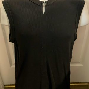 Stretchable tank top